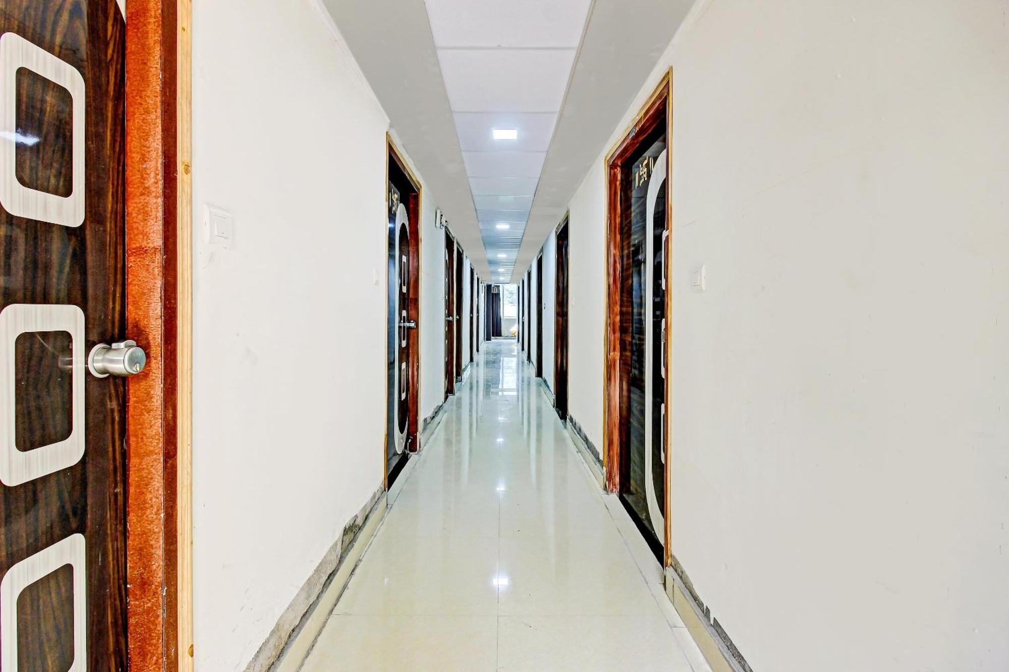 Hotel O Adhin Residency Hyderabad Bagian luar foto